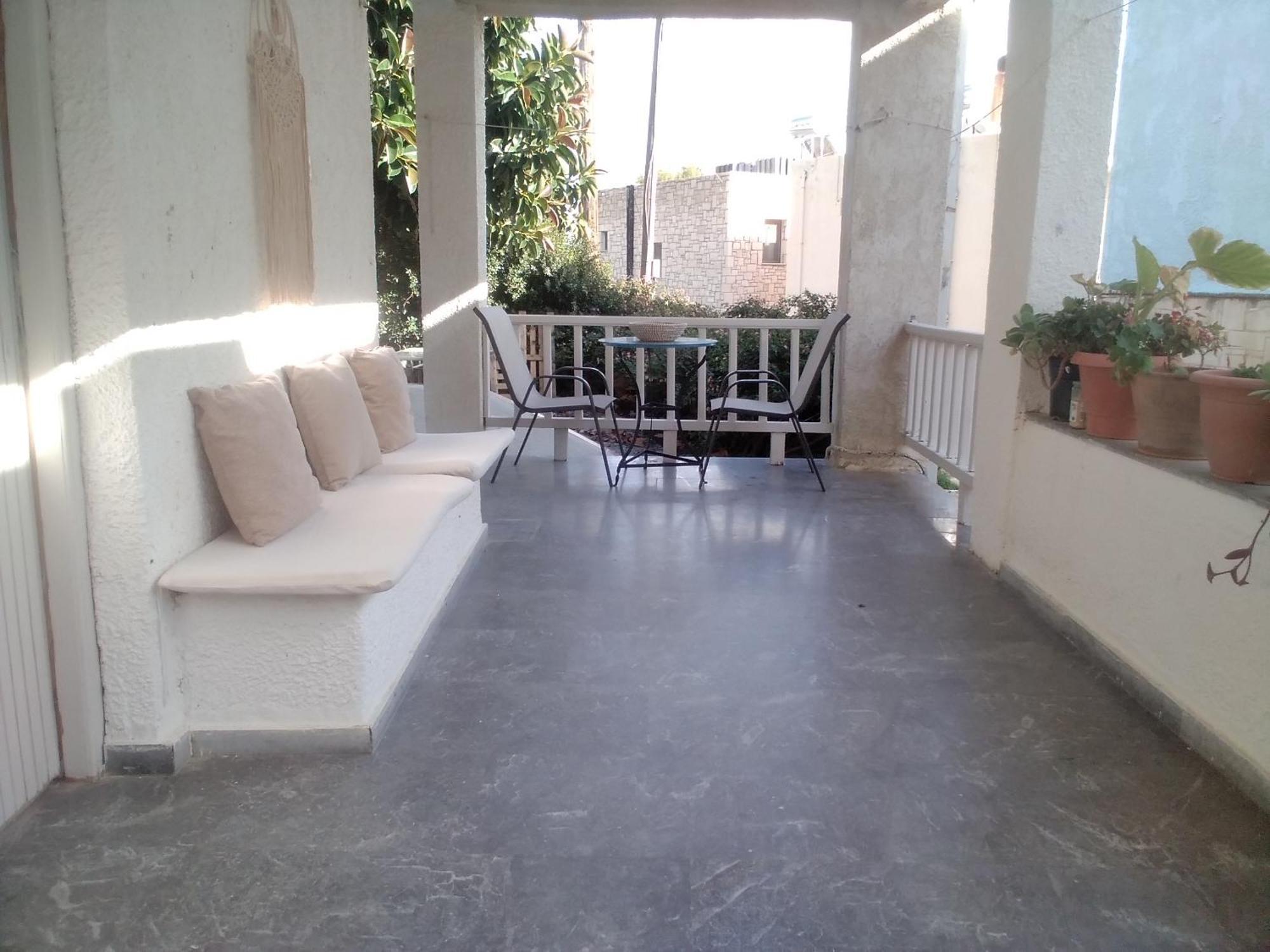 President Guest House Keratokampos Exterior photo